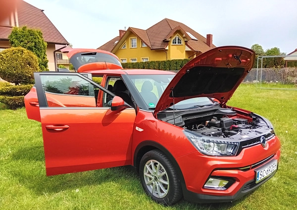 SsangYong Tivoli cena 52900 przebieg: 71000, rok produkcji 2019 z Częstochowa małe 379